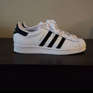 Adidas Superstar Sneakers Womens Size 5.5